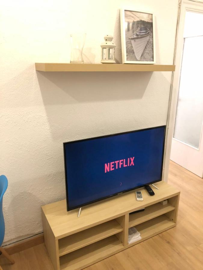 Apartment New! In Sarria Near Metro *